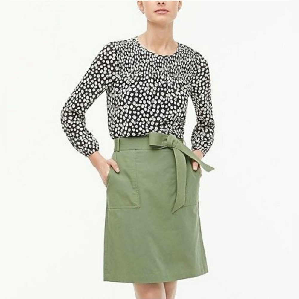 J CREW Women's Smocked long-sleeve top SIZE  XS AL775 ($69.50)